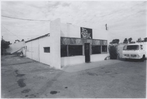 The Van Habit - 2126 East Apache Boulevard, Tempe, Arizona