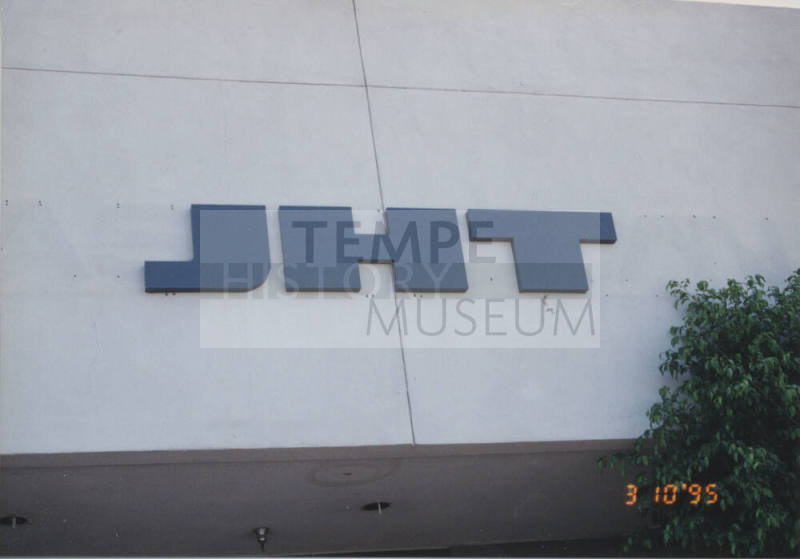 JHT - 2415 West Huntington Drive - Tempe, Arizona