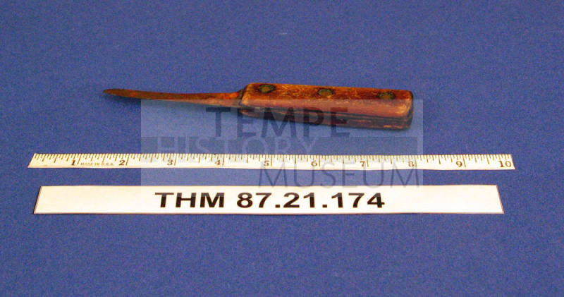 Knife