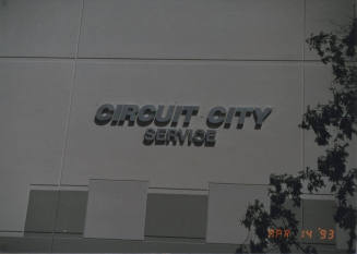 Circuit City - 7255 South Kyrene Road - Tempe, Arizona