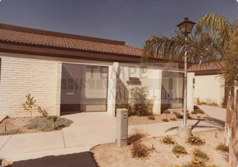 Union Carbide - 4651 South Lakeshore Drive - Tempe, Arizona