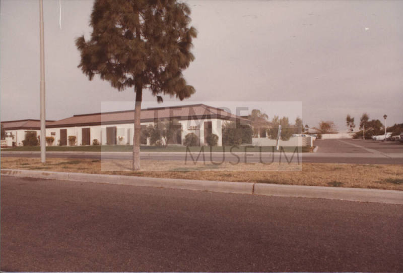 A & B Realators Inc. - 4659 South Lakeshore Drive - Tempe, Arizona
