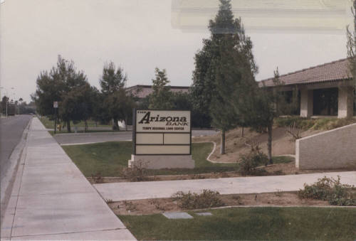 The Arizona Bank - 4667-4677 South Lakeshore Drive - Tempe, Arizona