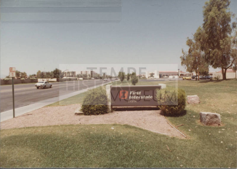 First Interstate Bank - 5120 South Lakeshore Drive - Tempe, Arizona