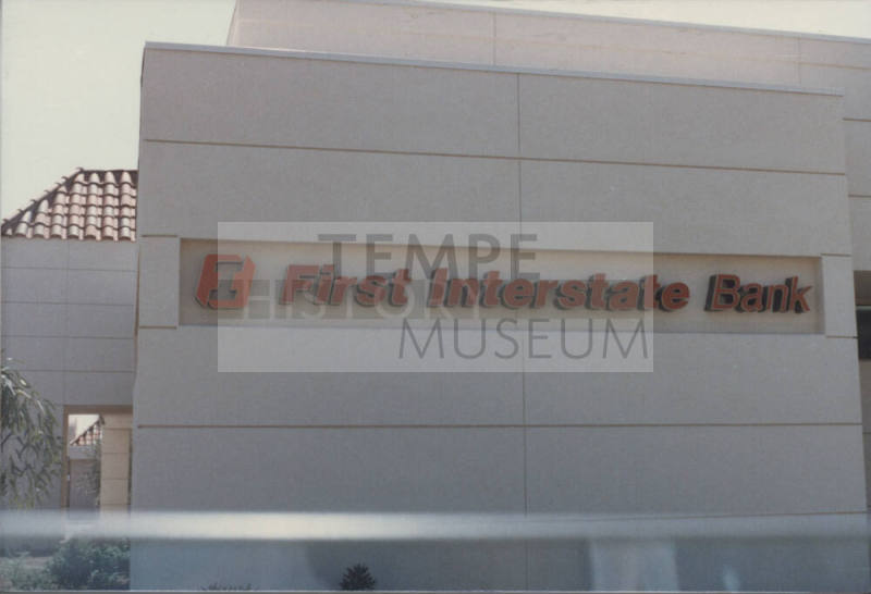 First Interstate Bank - 5120 South Lakeshore Drive - Tempe, Arizona