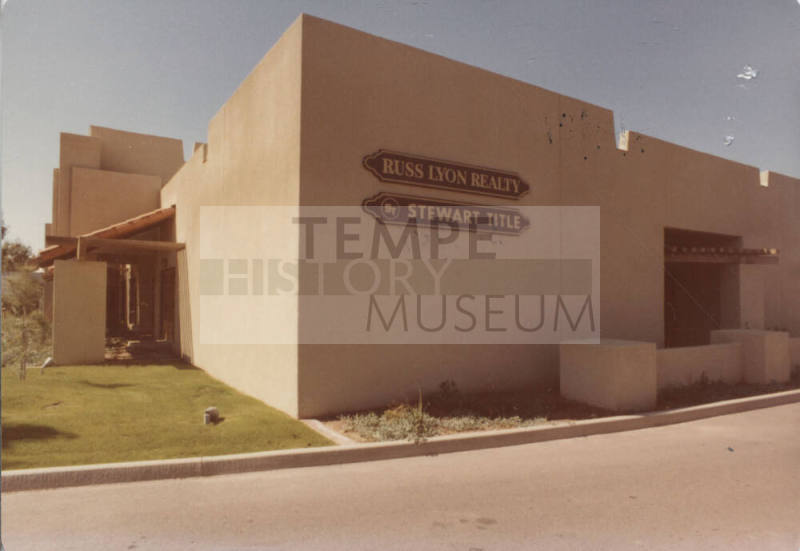 Russ Lyon Realty and Stewart Title - 5502 South Lakeshore Drive - Tempe, Arizona
