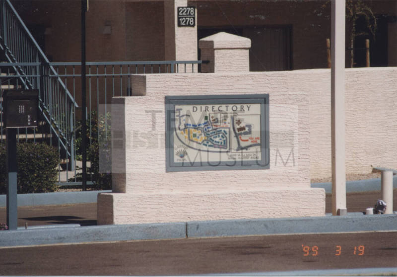 Galleria Palms Apartments - 1600 West La Jolla Drive - Tempe, Arizona