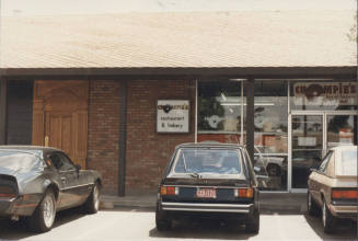 Chompie's Bagel Factory - 1043 East Lemon Street - Tempe, Arizona