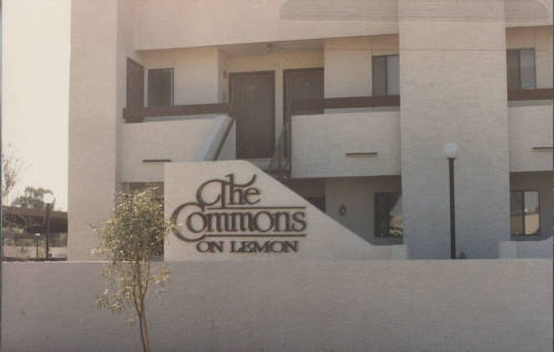 The Commons on Lemon Apartments - 1215 East Lemon Street - Tempe, Arizona
