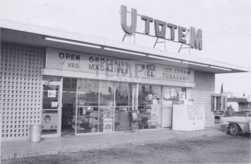 U Totem Markets of Arizona - 2196 East Apache Boulevard, Tempe, Arizona