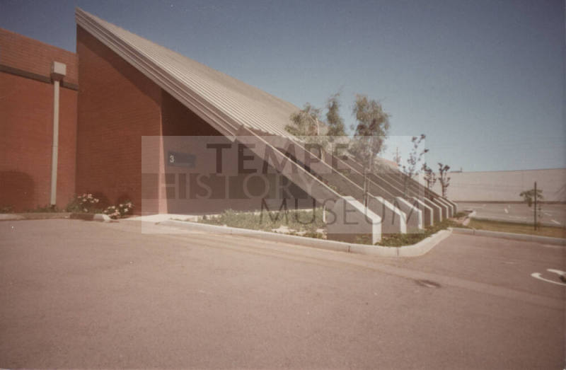 Hayden Road Business Park - 415 South McClintock Drive - Tempe, Arizona