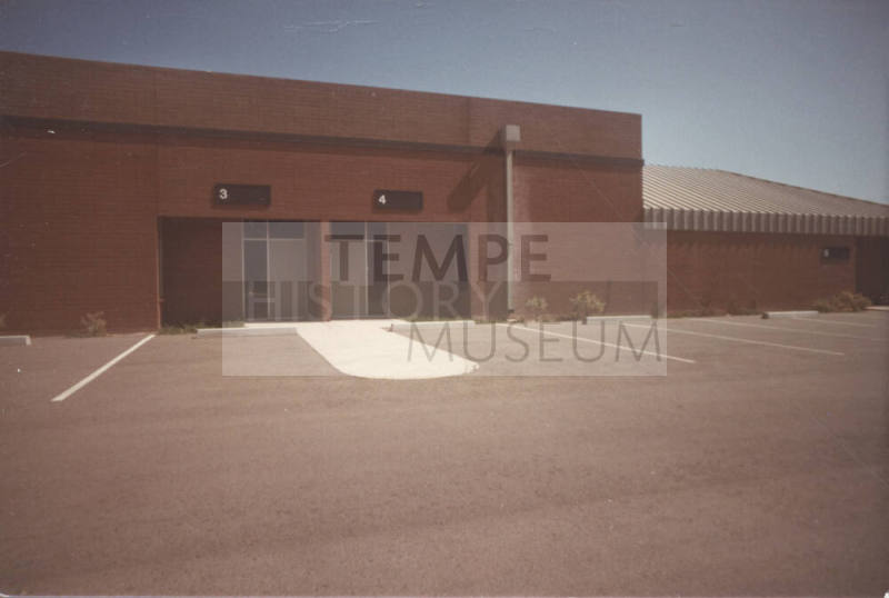 Hayden Road Business Park - 415 South McClintock Drive - Tempe, Arizona