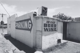 Quart House Pub - 2209 East Apache Boulevard, Tempe, Arizona