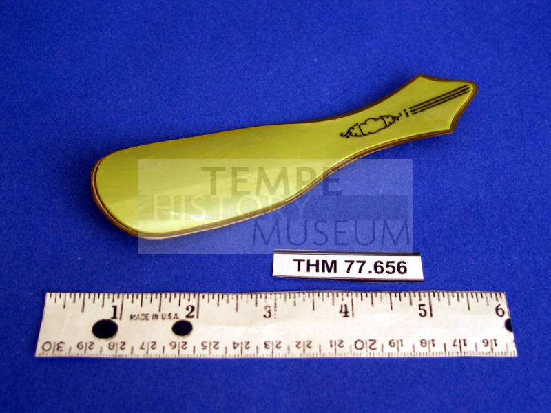 Shoe Horn
