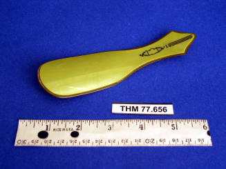 Shoe Horn