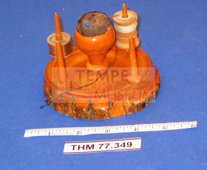Pincushion w/ Thread Spool Holders