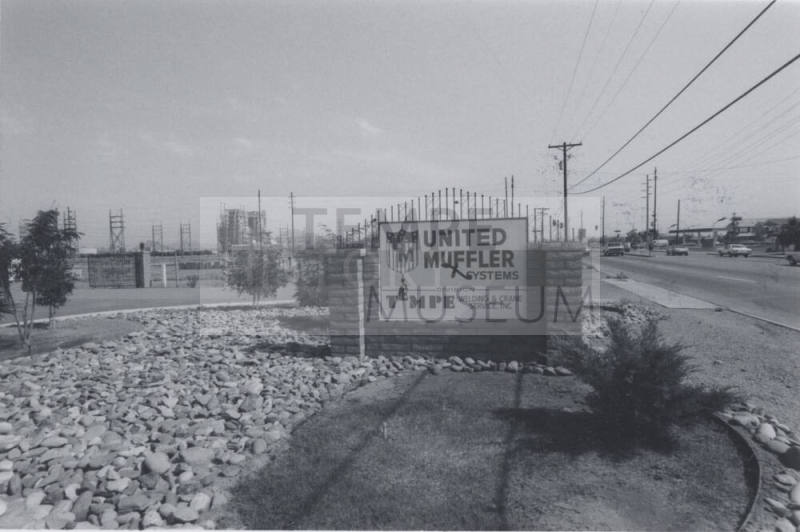 United Muffler - 808 South McClintock Drive - Tempe, Arizona