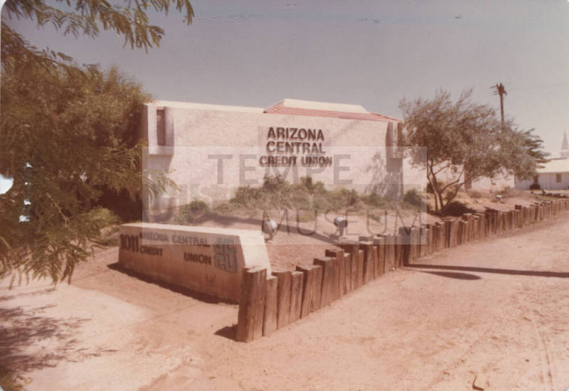 Arizona Central Credit Union - 1011 South McClintock Drive - Tempe, Arizona