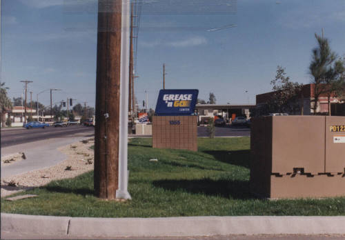 Grease 'N Go Center - 1355 South McClintock Drive - Tempe, Arizona