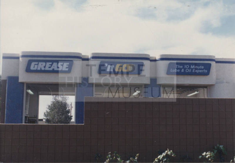 Grease 'N Go Center - 1355 South McClintock Drive - Tempe, Arizona