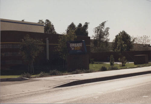 Grease 'N Go Center - 1355 South McClintock Drive - Tempe, Arizona