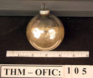 Ornament, christmas tree