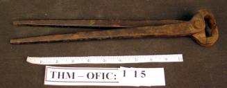 Tongs, pincer