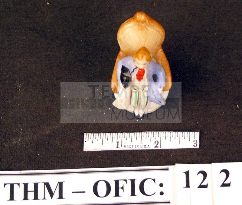 Figurine, British officer