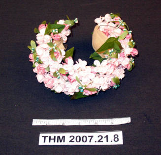 Floral headband.