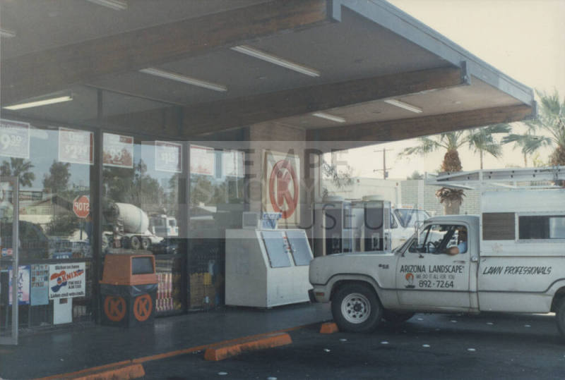 Circle K - 2115 South McClintock Drive - Tempe, Arizona
