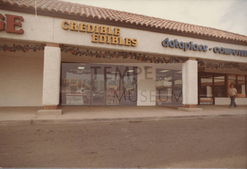 Credible Edibles - 3136 South McClintock Drive, Suite 4 - Tempe, Arizona