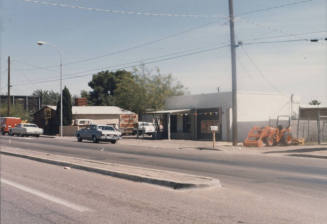Drop-In Auto Insurance - 2323 East Apache Boulevard, Tempe, Arizona