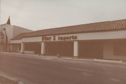 Pier 1 Imports - 3136 South McClintock Drive - Tempe, Arizona
