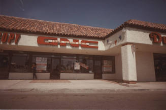 General Nutrition Center - 3136 South McClintock Drive - Tempe, Arizona