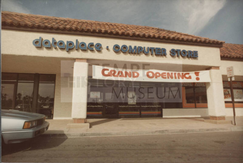 Dataplace - 3136 South McClintock Drive - Tempe, Arizona