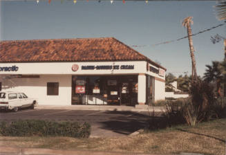 Baskin Robbins Ice Cream - 3136 South McClintock Drive - Tempe, Arizona