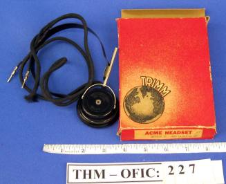 Headset, radio