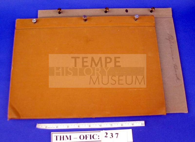 Binder, post