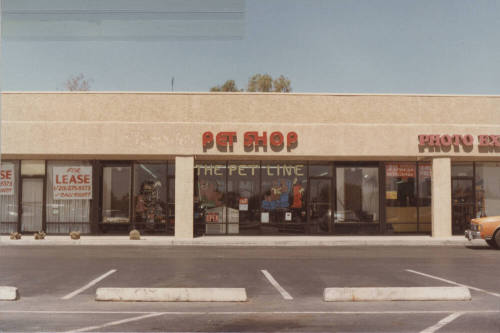 The Pet Line - 3318 South McClintock Drive - Tempe, Arizona