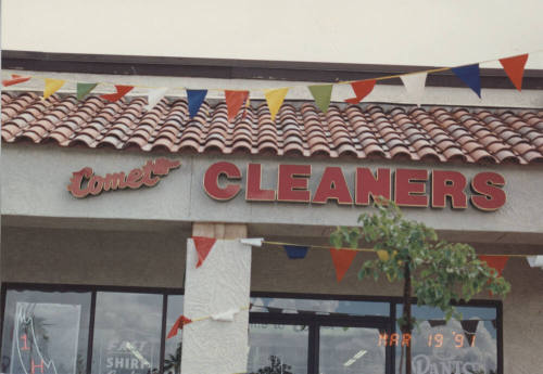 Comet Cleaners - 3415 South McClintock Drive - Tempe, Arizona