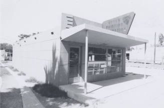 Hank's Painting - 2408 East Apache Boulevard, Tempe, Arizona