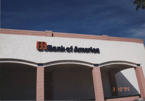 Bank of America  - 5100 South McClintock Drive - Tempe, Arizona