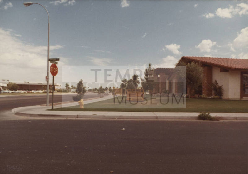 Mandel Real Estate - 5225 South McClintock Drive, Tempe, Arizona