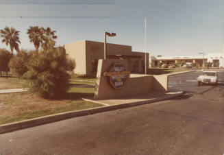 Valley National Bank - 6470 South McClintock Drive, Tempe, Arizona