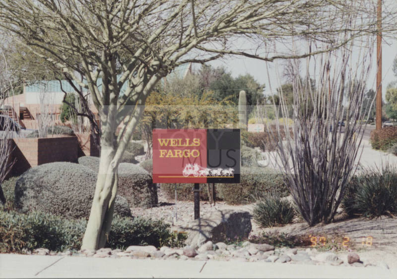 Wells Fargo Bank - 8670 South McClintock Drive, Tempe, Arizona