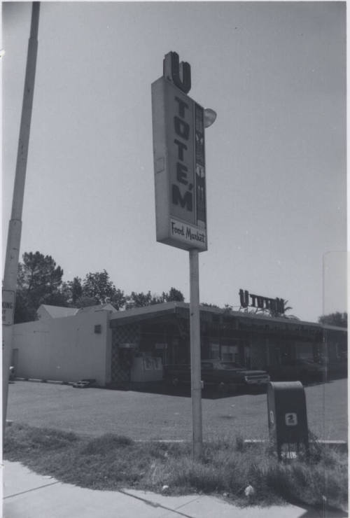 U Totem Food Market - 805 South Ash Avenue, Tempe, Arizona