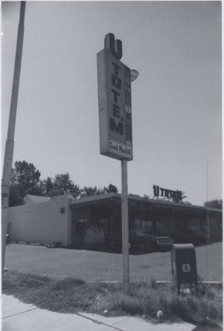 U Totem Food Market - 805 South Ash Avenue, Tempe, Arizona