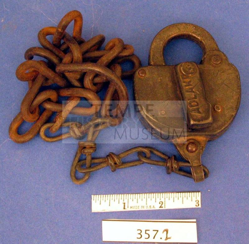 Padlock & Chain