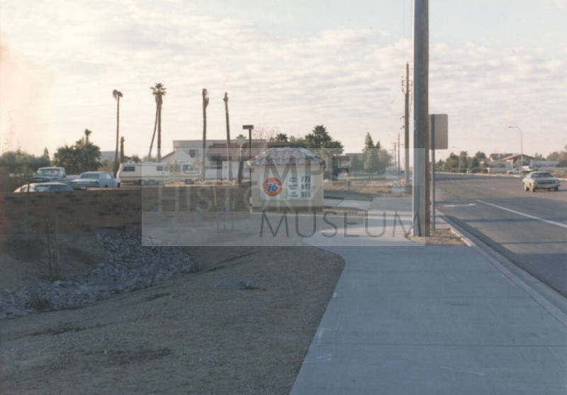 McClintock Unocal - 8805 South McClintock Drive, Tempe, Arizona