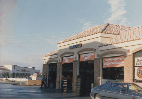 McClintock Unocal - 8805 South McClintock Drive, Tempe, Arizona